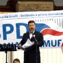 SPD již pro své voliče není tolik atraktivní, vsadilo proto na kartu rasismu a strachu